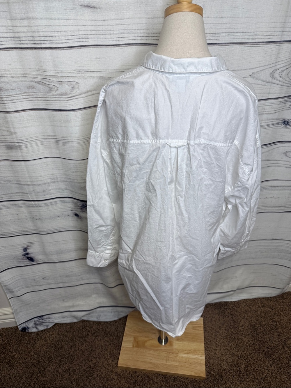 Old Navy White Button-Down Shirt - Picture 2 of 3